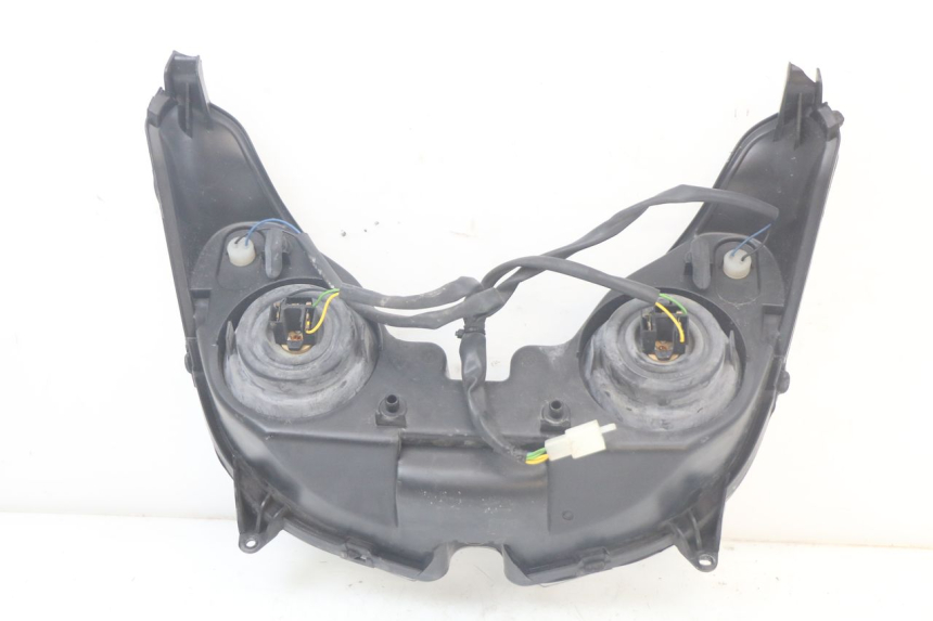 photo de VORDERSCHEINWERFER YAMAHA XMAX X-MAX 125 (2006 - 2009) - Oberflächenzustand und Material