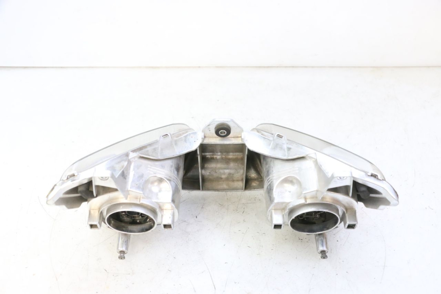 photo de VORDERSCHEINWERFER YAMAHA X-MAX XMAX 125 (2010 - 2013) - Charakteristische Merkmale