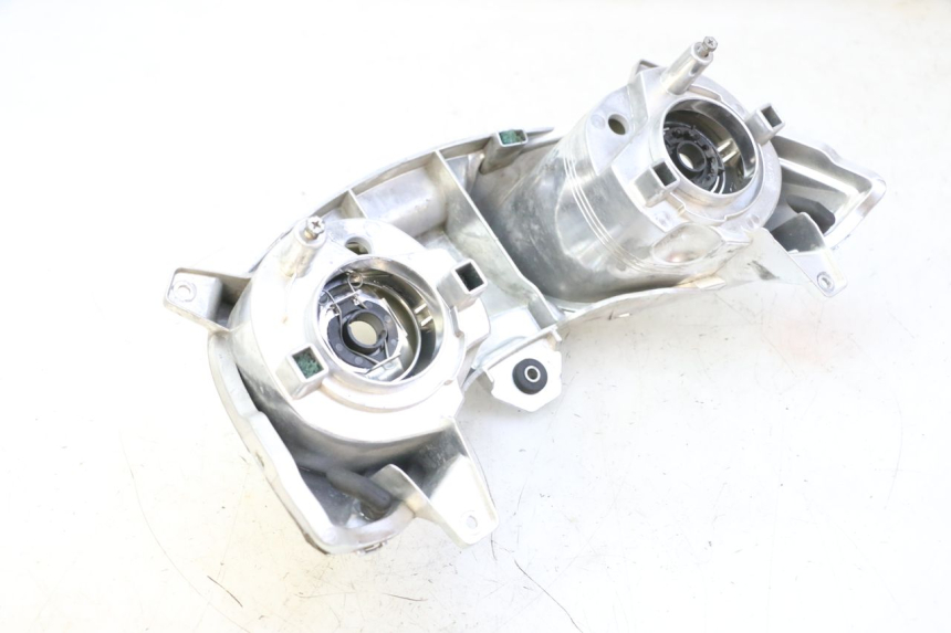 photo de VORDERSCHEINWERFER YAMAHA X-MAX XMAX 125 (2010 - 2013) - Oberflächenzustand und Material
