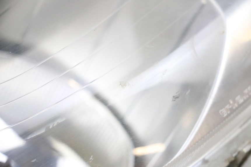 photo de VORDERSCHEINWERFER YAMAHA X-MAX XMAX 125 (2010 - 2013) - Technische Nahaufnahme