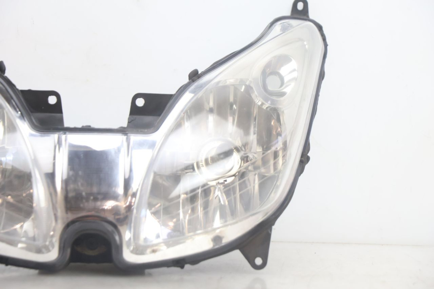 photo de VORDERSCHEINWERFER YAMAHA XMAX X-MAX 125 (2006 - 2009) - Zoom auf Gebrauchszustand