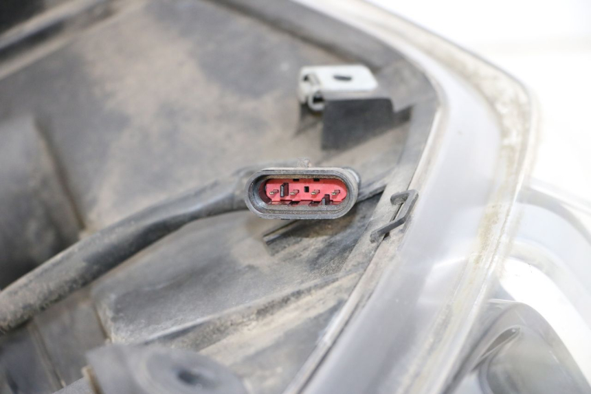 photo de VORDERSCHEINWERFER PIAGGIO X10 125 (2012 - 2017) - Technische Nahaufnahme