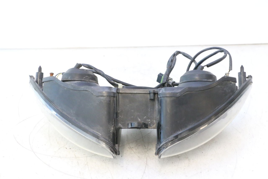 photo de SCHEINWERFER PIAGGIO X9 AMALFI 180 (2000 - 2003) - Weitere Ansicht des Artikels