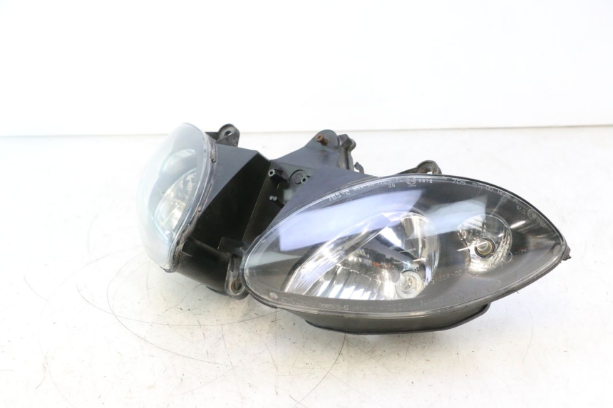 photo de SCHEINWERFER PIAGGIO X9 AMALFI 180 (2000 - 2003) - Oberflächenzustand und Material