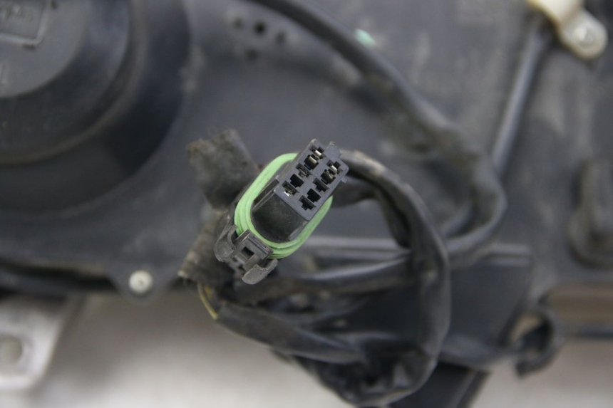 photo de VORDERSCHEINWERFER PIAGGIO X9 EVOLUTION 125 (2003 - 2007) - Weitere Ansicht des Artikels