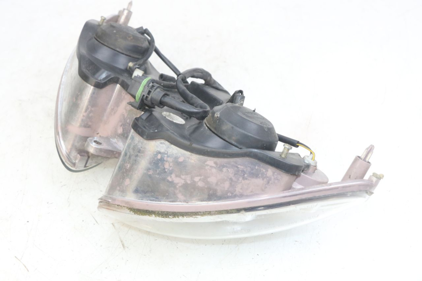 photo de VORDERSCHEINWERFER PIAGGIO X9 EVOLUTION 125 (2003 - 2007) - Detailansicht des Bauteils