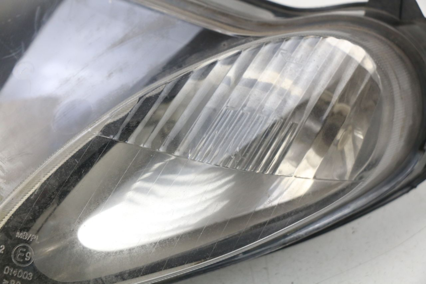 photo de VORDERSCHEINWERFER YAMAHA YP MAJESTY 125 (2002 - 2006) - Zoom auf Gebrauchszustand