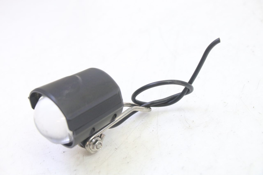 photo de SCHEINWERFER MOOVWAY Z8 1 - Zoom auf Gebrauchszustand