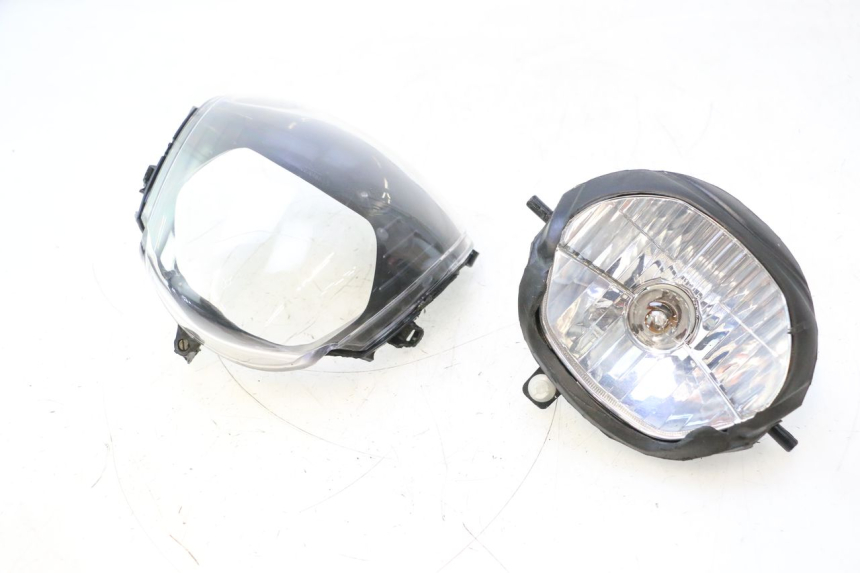 photo de VORDERSCHEINWERFER PIAGGIO ZIP 2T 50 (2009 - 2019) - Hauptansicht