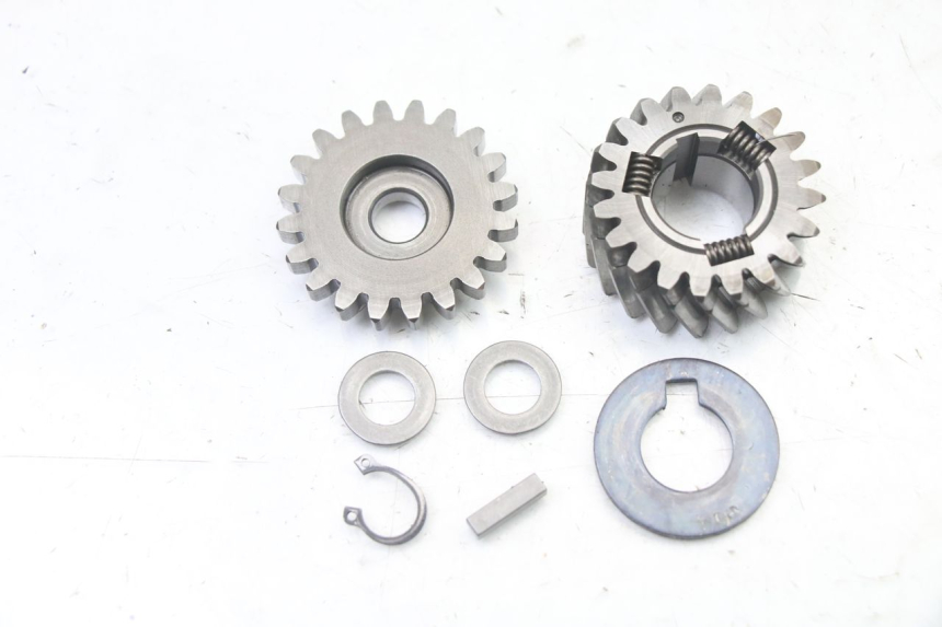 photo de GETRIEBE ANTRIEB HYOSUNG GTR 125 (2006 - 2008) - Hauptansicht