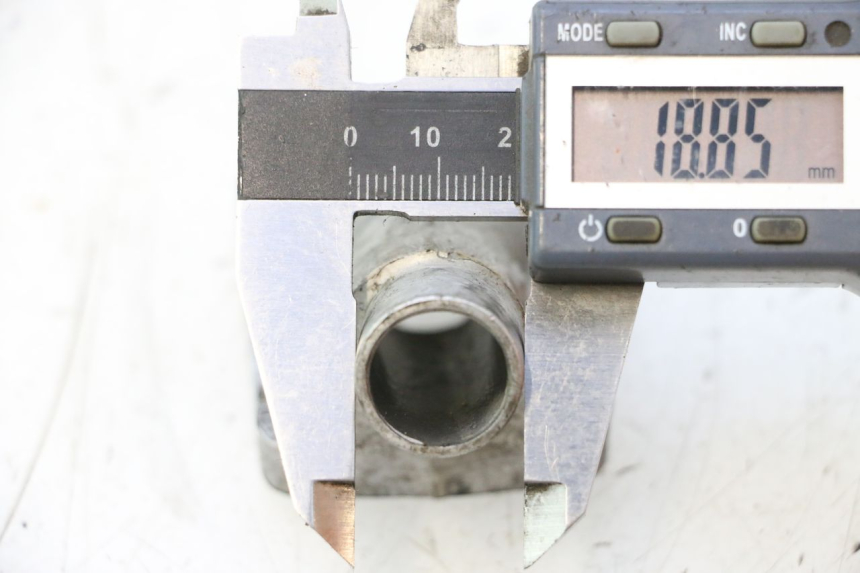 photo de ANSAUGSTUTZEN PEUGEOT 103 SPX CLIP 50 (1989 - 1992) - Zoom auf Gebrauchszustand