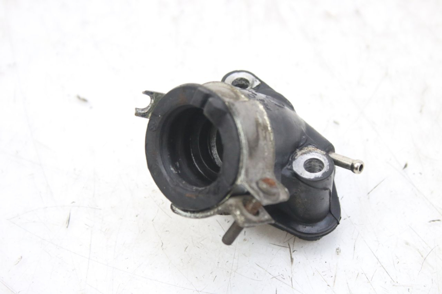 photo de ANSAUGSTUTZEN KYMCO AGILITY 4T 50 (2018 - 2022) - Detailansicht des Bauteils