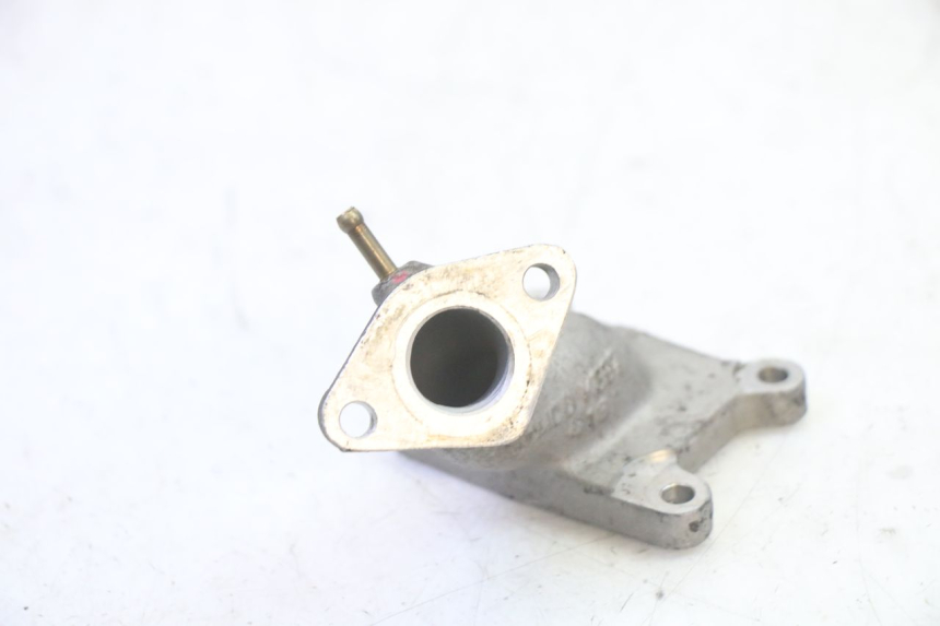 photo de ANSAUGSTUTZEN KYMCO AGILITY NAKED RENOUVO 2T 50 (2011 - 2018) - Zoom auf Gebrauchszustand