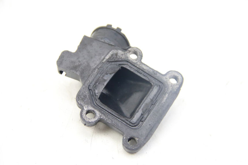 photo de ANSAUGSTUTZEN MBK BOOSTER SPIRIT 50 (1999 - 2003) - Technische Nahaufnahme