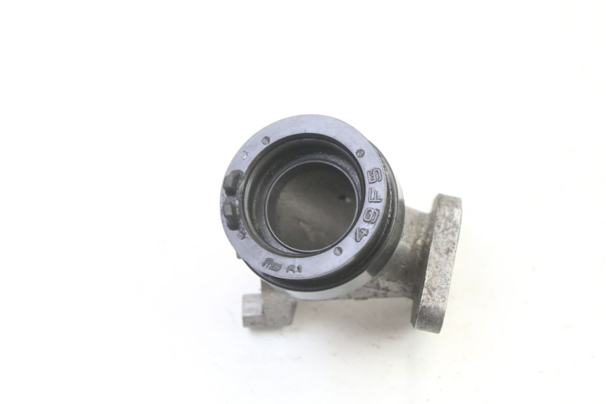 photo de ANSAUGSTUTZEN SUZUKI BURGMAN 125 (2007 - 2014) - Technische Nahaufnahme