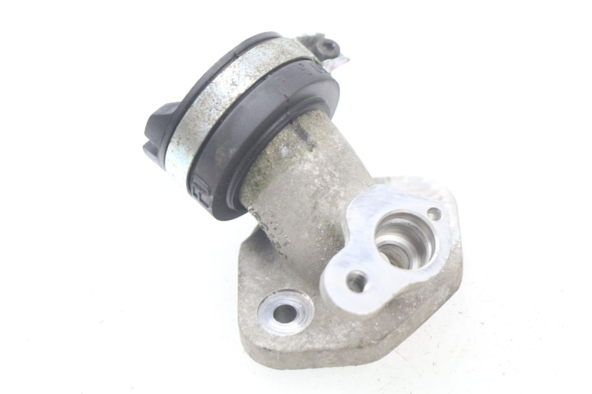 photo de ANSAUGSTUTZEN YAMAHA BW'S BWS 125 (2010 - 2013) - Alternative Perspektive