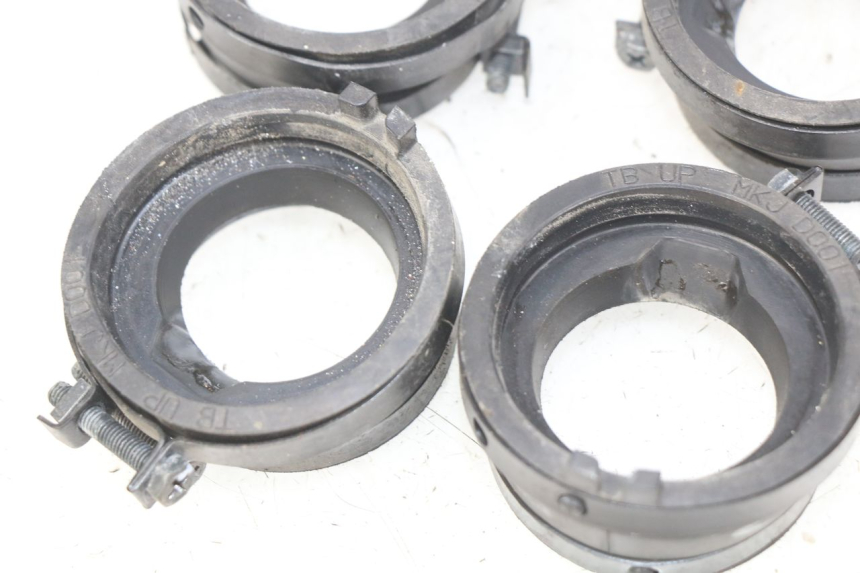 photo de ANSAUGSTUTZEN HONDA CB R 1000 (2018 - 2023) - Alternative Perspektive