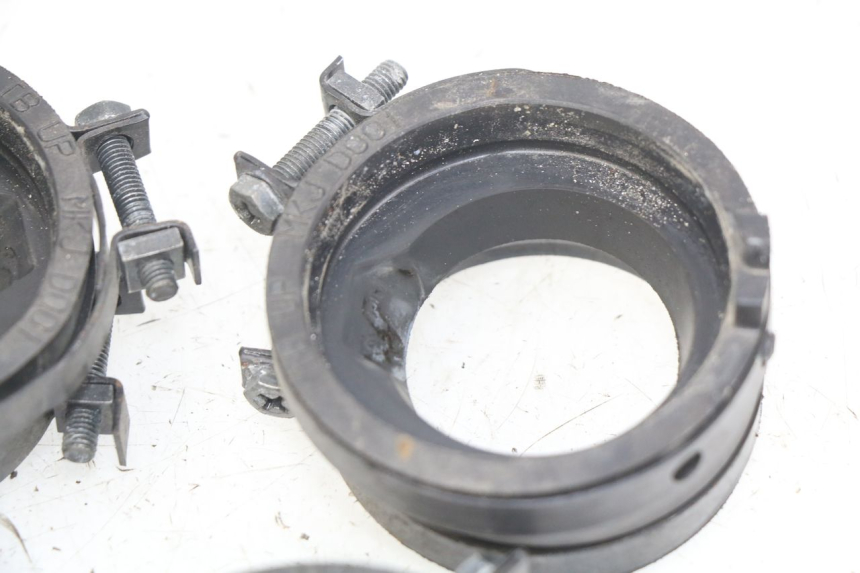 photo de ANSAUGSTUTZEN HONDA CB R 1000 (2018 - 2023) - Technische Nahaufnahme