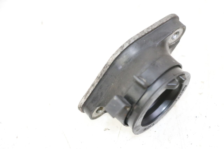 photo de ANSAUGSTUTZEN HONDA CBF 125 (2009 - 2015) - Zoom auf Gebrauchszustand