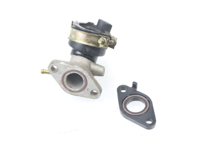 photo de ANSAUGSTUTZEN TNT MOTOR FASTINO 4T 50 (2013 - 2019) - Zoom auf Gebrauchszustand