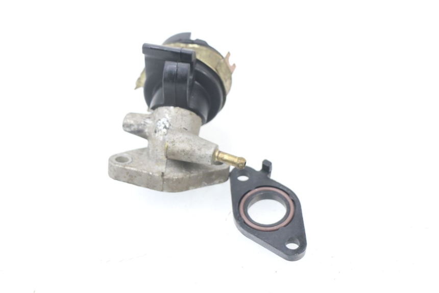 photo de ANSAUGSTUTZEN TNT MOTOR FASTINO 4T 50 (2013 - 2019) - Alternative Perspektive