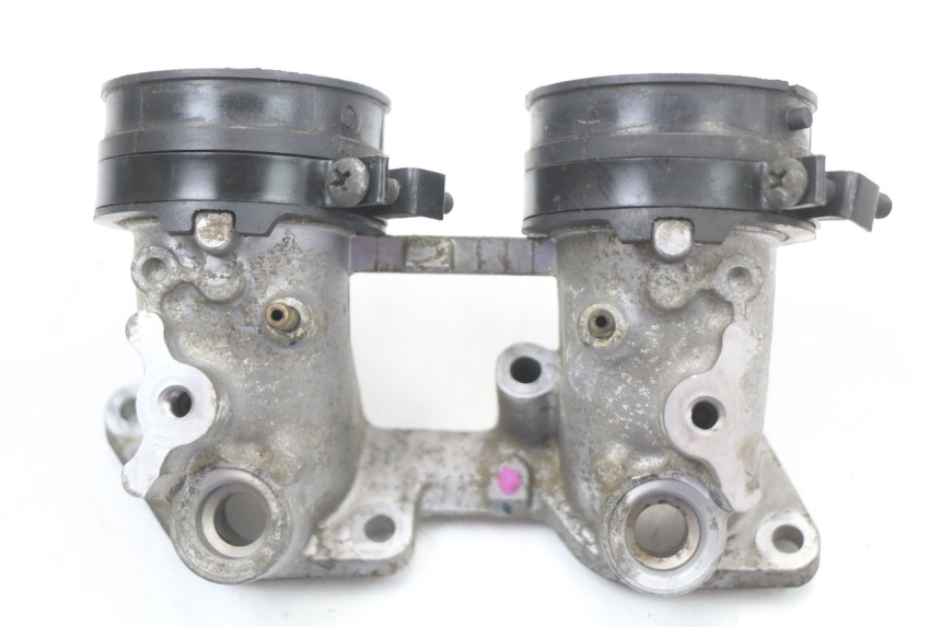 photo de ANSAUGSTUTZEN HONDA FJS SILVER WING SILVERWING 400 (2005 - 2008) - Zoom auf Gebrauchszustand