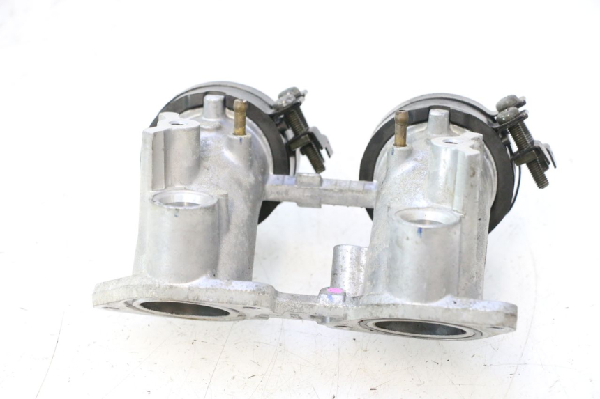 photo de ANSAUGSTUTZEN HONDA FJS SILVER WING SILVERWING 400 (2005 - 2008) - Zoom auf Gebrauchszustand