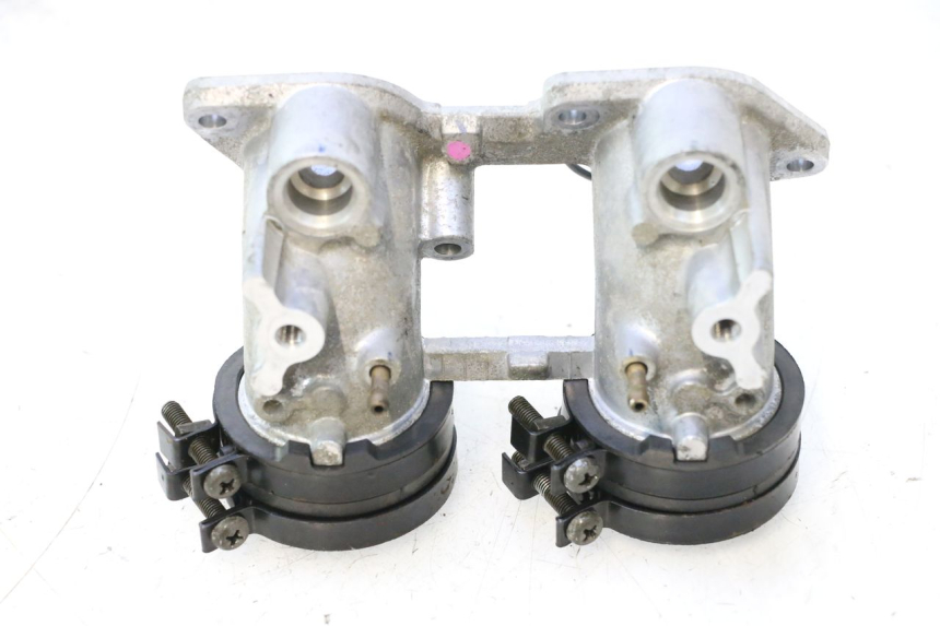 photo de ANSAUGSTUTZEN HONDA FJS SILVER WING SILVERWING 400 (2005 - 2008) - Technische Nahaufnahme