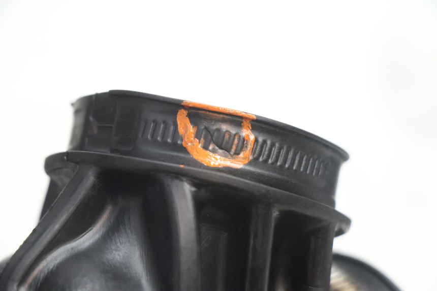 photo de ANSAUGSTUTZEN GILERA GP 800 (2007 - 2013) - Oberflächenzustand und Material