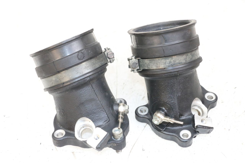 photo de ANSAUGSTUTZEN MOTO GUZZI NORGE 8V GT 1200 (2011 - 2016) - Hauptansicht