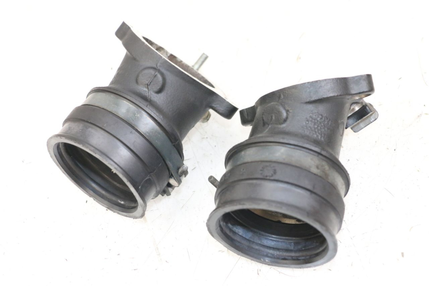 photo de ANSAUGSTUTZEN MOTO GUZZI NORGE 8V GT 1200 (2011 - 2016) - Detailansicht des Bauteils