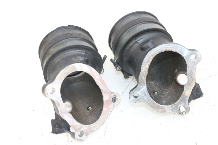 photo de ANSAUGSTUTZEN MOTO GUZZI NORGE 8V GT 1200 (2011 - 2016) - Technische Nahaufnahme