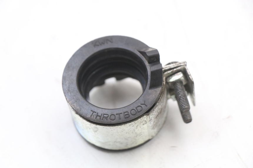 photo de ANSAUGSTUTZEN HONDA PCX (JF28) 125 (2009 - 2011) - Zoom auf Gebrauchszustand