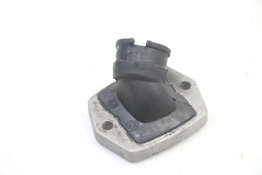 photo de ANSAUGSTUTZEN PIAGGIO FLY 2T 50 (2004 - 2017) - Hauptansicht