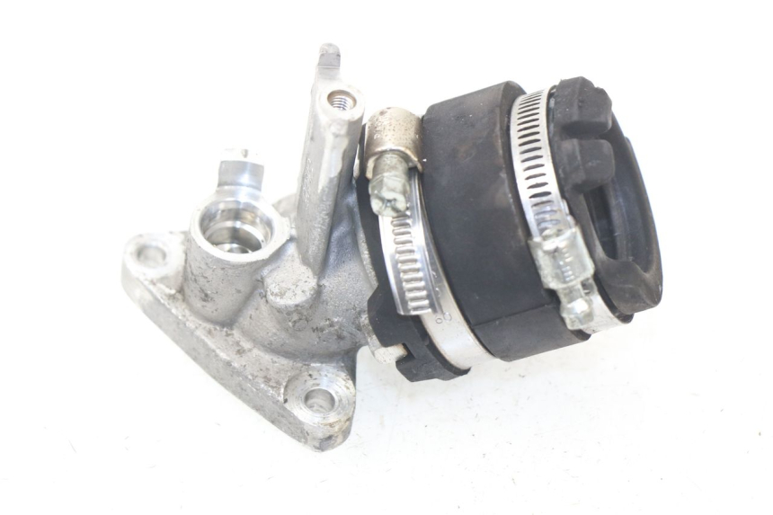 photo de ANSAUGSTUTZEN PIAGGIO PRIMAVERA 125 (2013 - 2021) - Hauptansicht