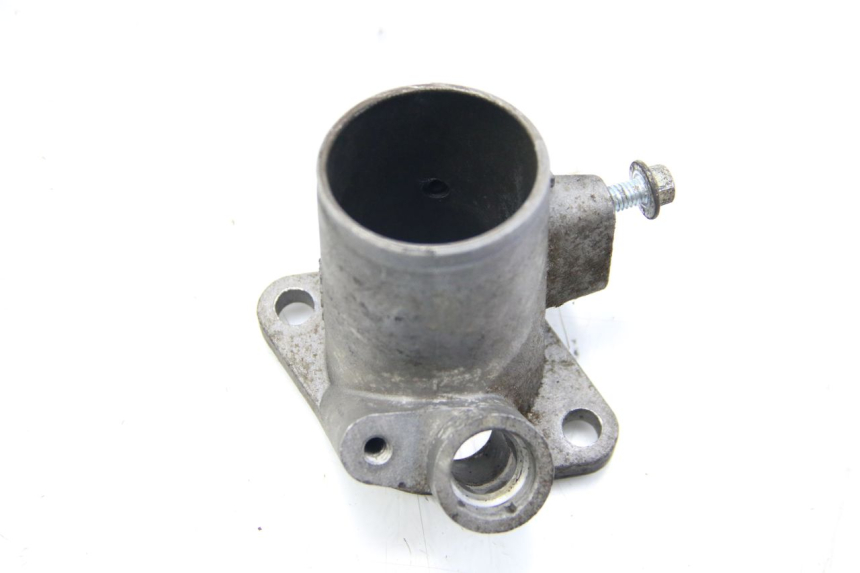 photo de ANSAUGSTUTZEN SPY RACING F3 350 (2015 - 2022) - Details der Befestigungspunkte