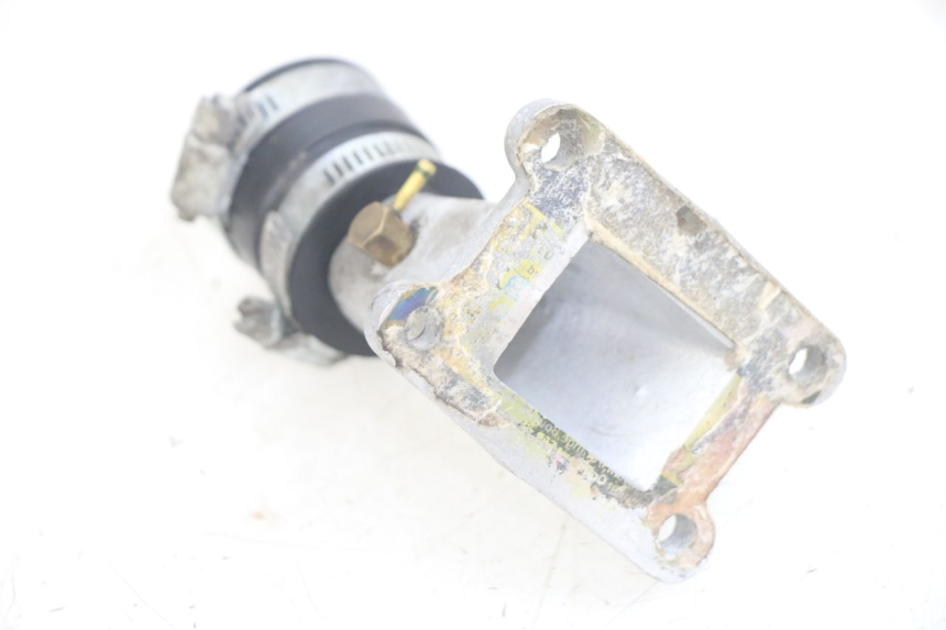 photo de ANSAUGSTUTZEN GILERA RK 50 (1996 - 1999) - Details der Befestigungspunkte