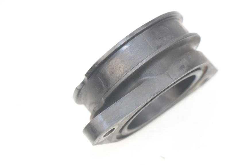 photo de ANSAUGSTUTZEN SUZUKI RM-Z RMZ 250 (2010 - 2016) - Detailansicht des Bauteils