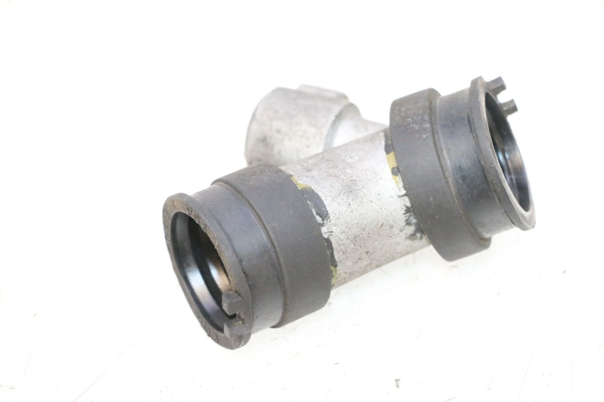 photo de ANSAUGSTUTZEN PEUGEOT SATELIS COMPRESSOR K15 125 (2006 - 2009) - Technische Nahaufnahme