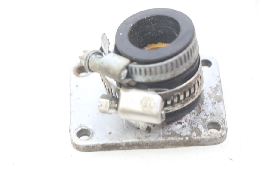 photo de ANSAUGROHR DERBI SENDA 50 (2003 - 2005) - Details der Befestigungspunkte