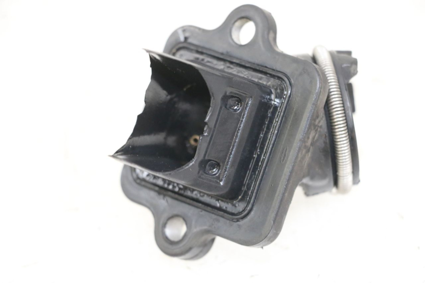 photo de ANSAUGSTUTZEN PEUGEOT STREETZONE I 2T 50 (2018 - 2020) - Alternative Perspektive