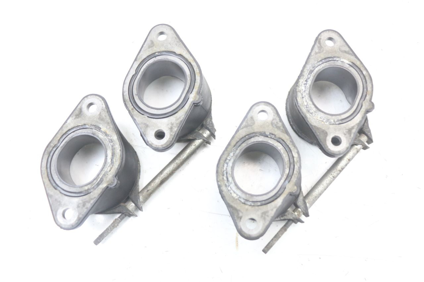 photo de ANSAUGSTUTZEN SUZUKI GSR 750 (2011 - 2017) - Details der Befestigungspunkte