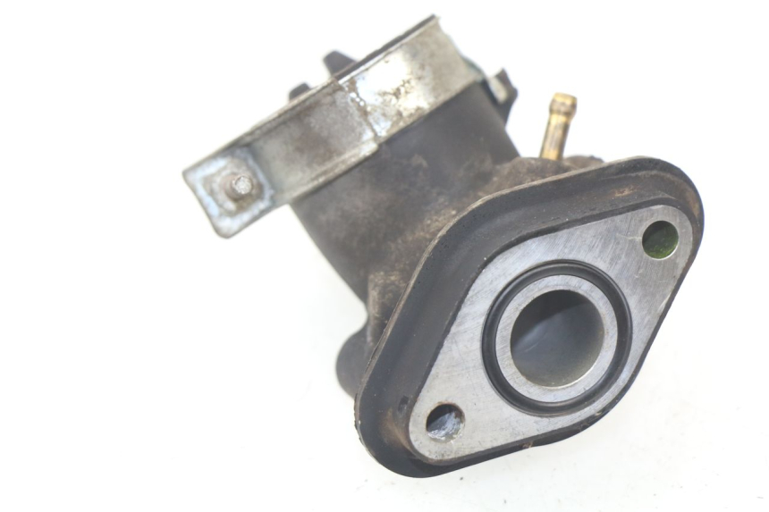 photo de ANSAUGSTUTZEN PEUGEOT V-CLIC VCLIC 50 (2007 - 2013) - Detailansicht des Bauteils