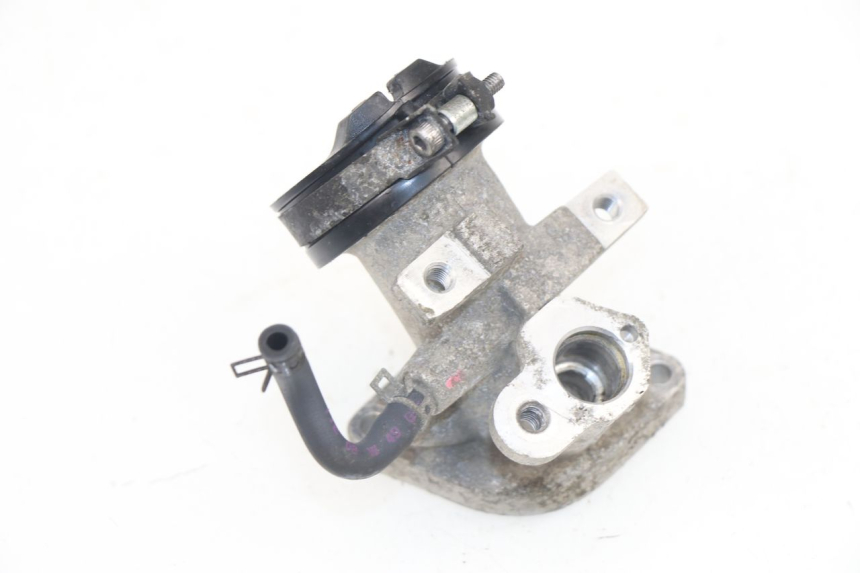 photo de ANSAUGSTUTZEN YAMAHA XMAX X-MAX 125 (2006 - 2009) - Detailansicht des Bauteils