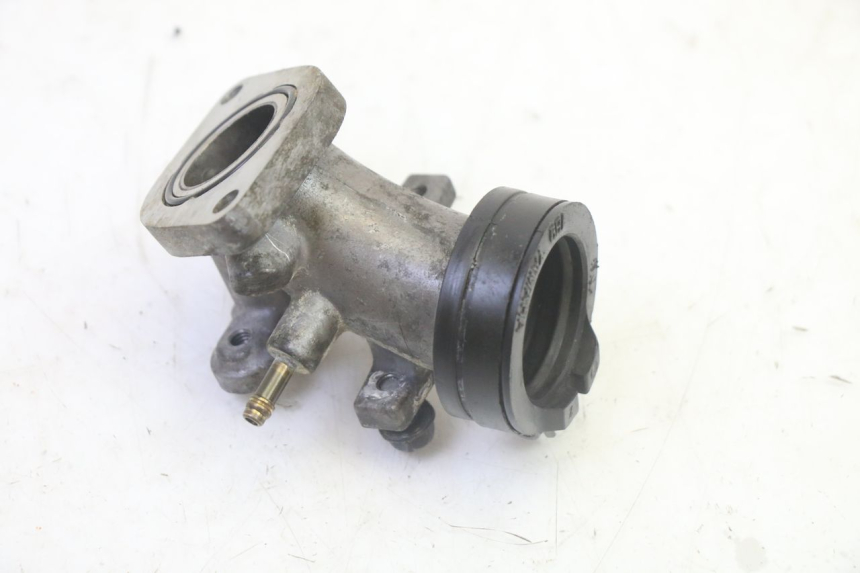 photo de ANSAUGSTUTZEN YAMAHA XMAX X-MAX 125 (2006 - 2009) - Technische Nahaufnahme