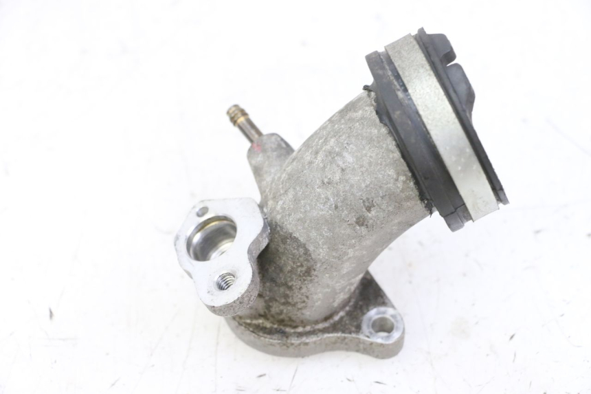 photo de ANSAUGSTUTZEN YAMAHA X-MAX XMAX 250 (2006 - 2009) - Alternative Perspektive