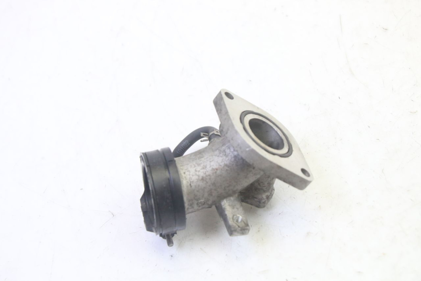 photo de ANSAUGSTUTZEN YAMAHA X-MAX XMAX 125 (2010 - 2013) - Zoom auf Gebrauchszustand