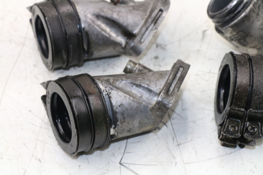 photo de ANSAUGSTUTZEN YAMAHA XJS DIVERSION 600 (1997 - 1999) - Oberflächenzustand und Material