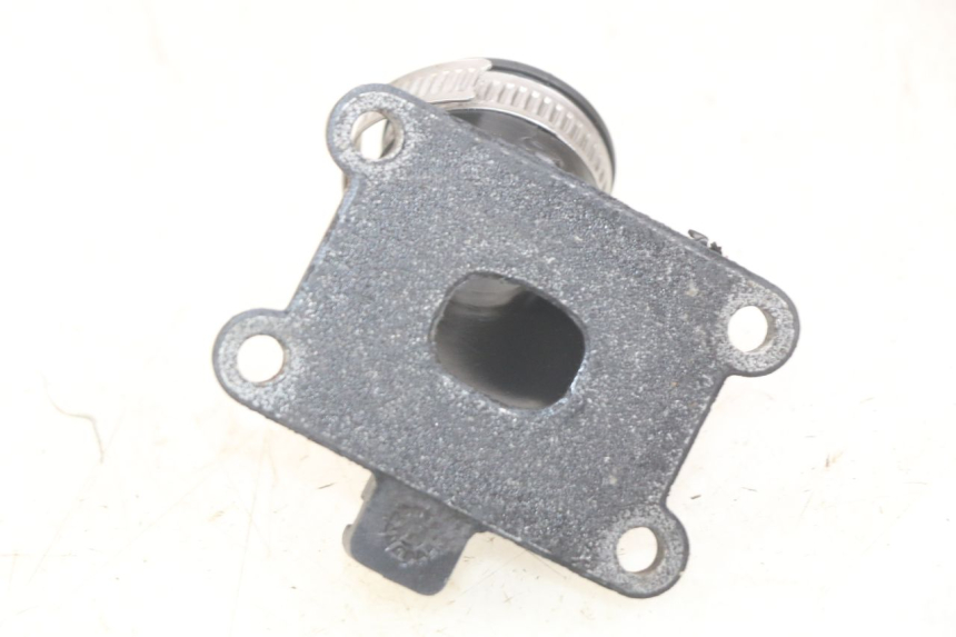 photo de ANSAUGSTUTZEN PEUGEOT XP6 50 (2006 - 2011) - Detailansicht des Bauteils