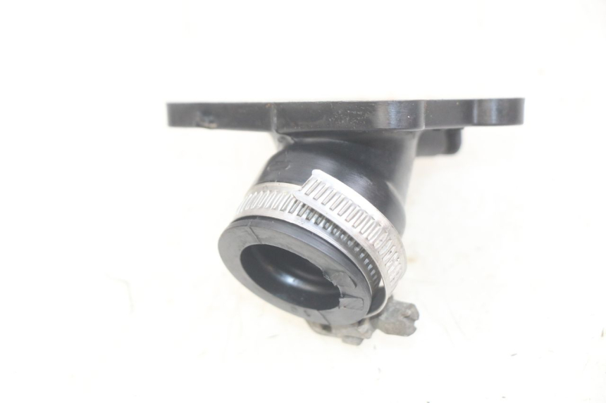 photo de ANSAUGSTUTZEN PEUGEOT XP6 50 (2006 - 2011) - Zoom auf Gebrauchszustand